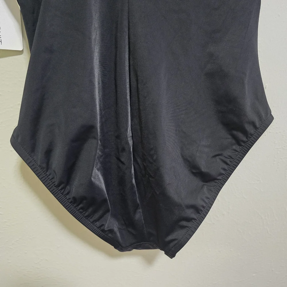 Magicsuit Solids Goddess Color Block Convertible One Shoulder One Piece Swimsuit - Picture 6 of 9